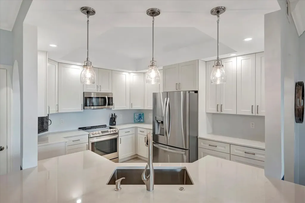 133 Vintage Bay Marco Island FL 34145