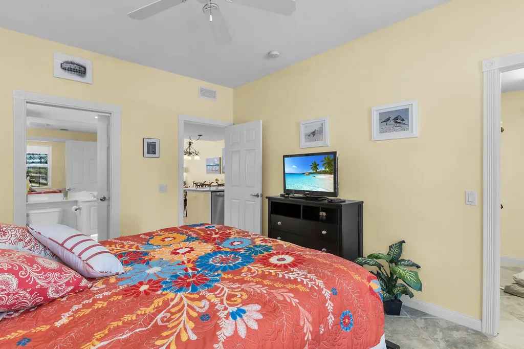 8044 Josefa Way Naples FL 34114