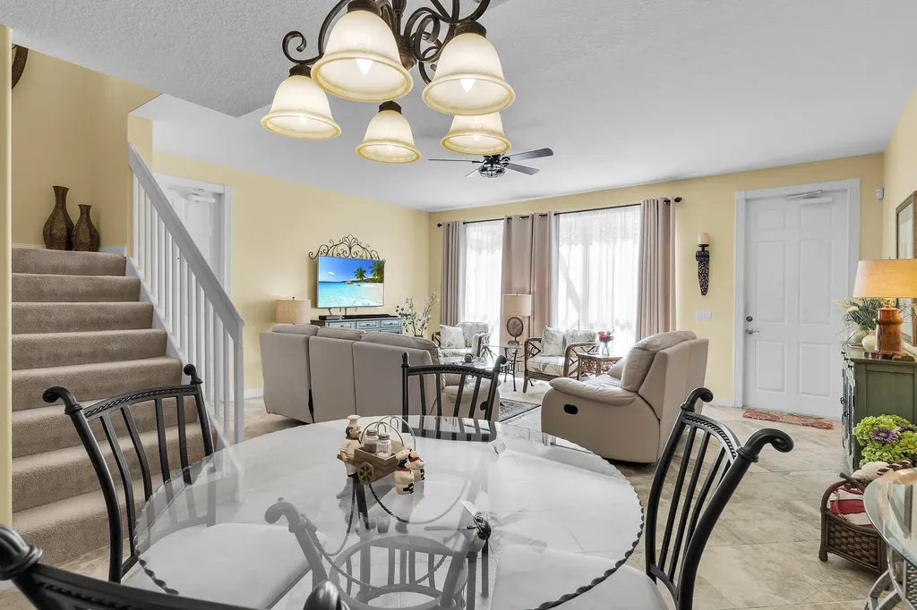 8044 Josefa Way Naples FL 34114