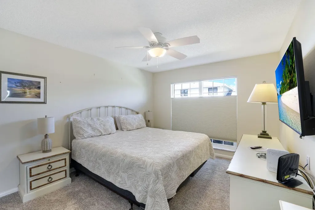 105 Clyburn Marco Island FL 34145