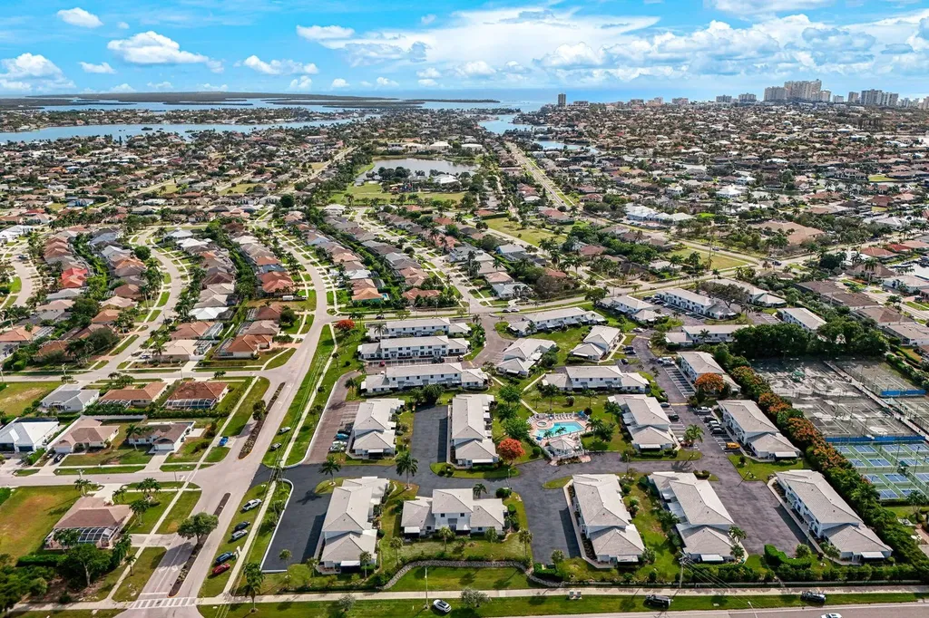 105 Clyburn Marco Island FL 34145