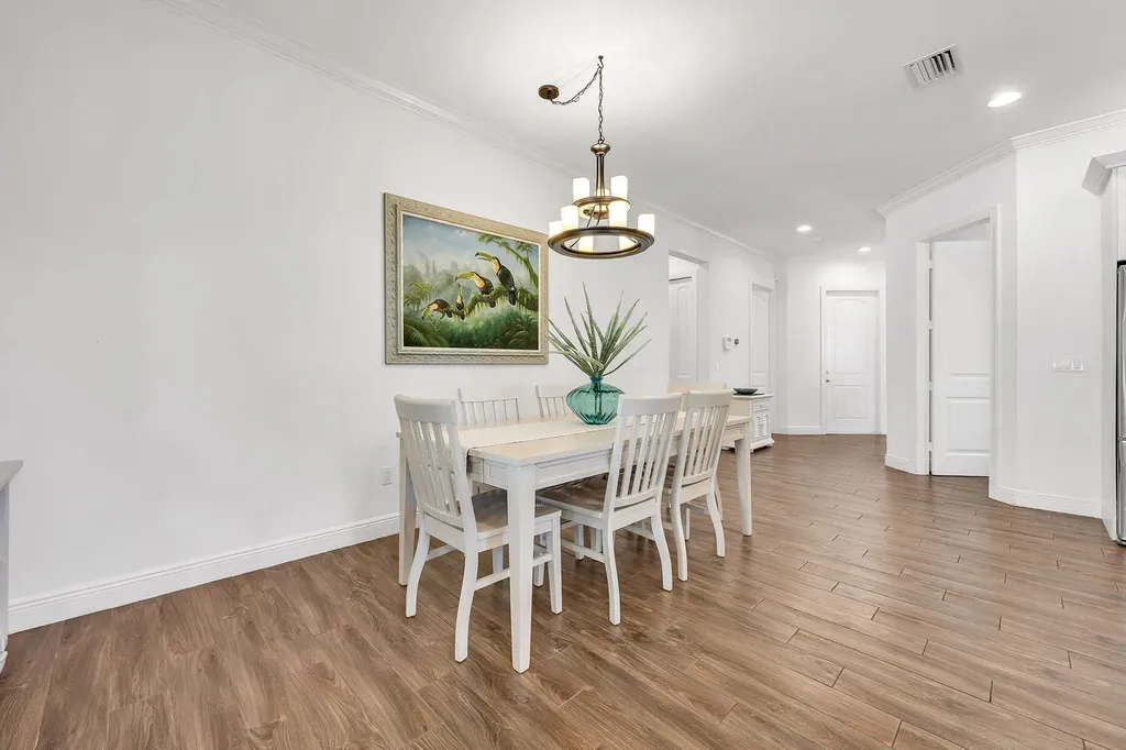 833 109th Avenue N Naples FL 34108