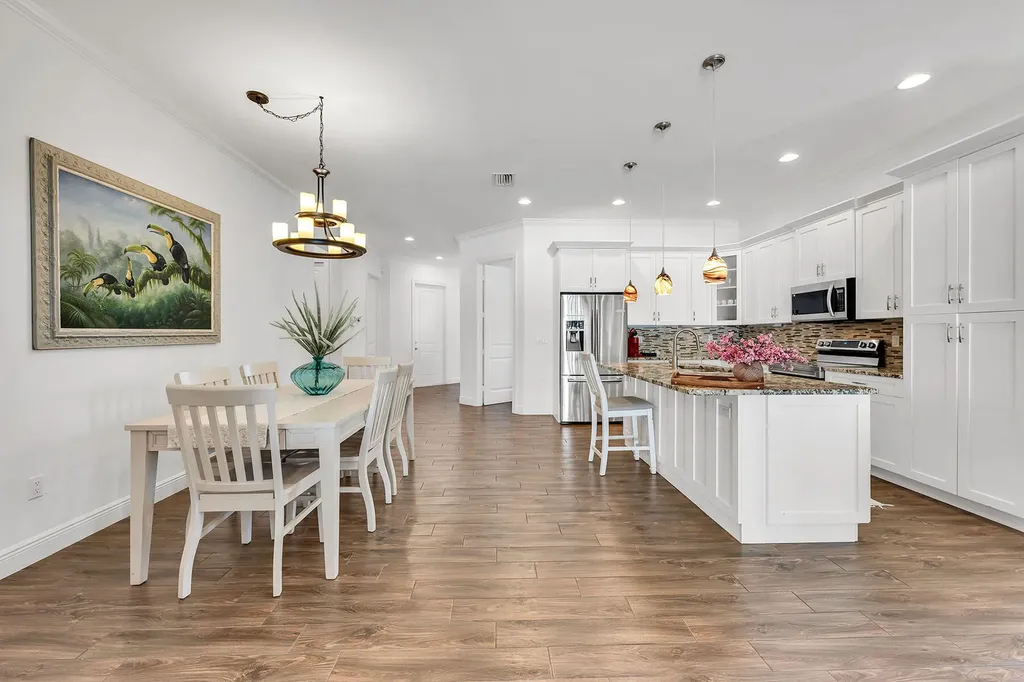 833 109th Avenue N Naples FL 34108