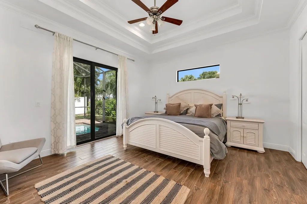 833 109th Avenue N Naples FL 34108