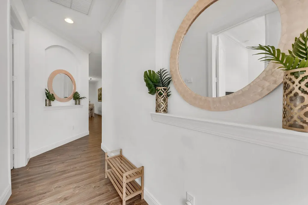 833 109th Avenue N Naples FL 34108