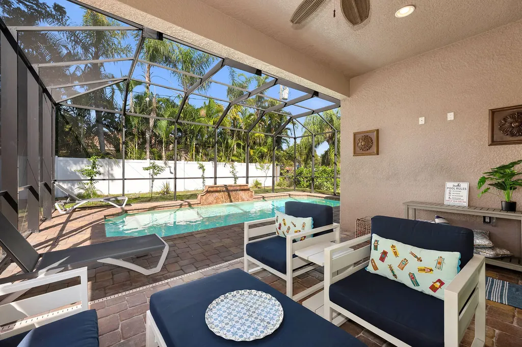 833 109th Avenue N Naples FL 34108