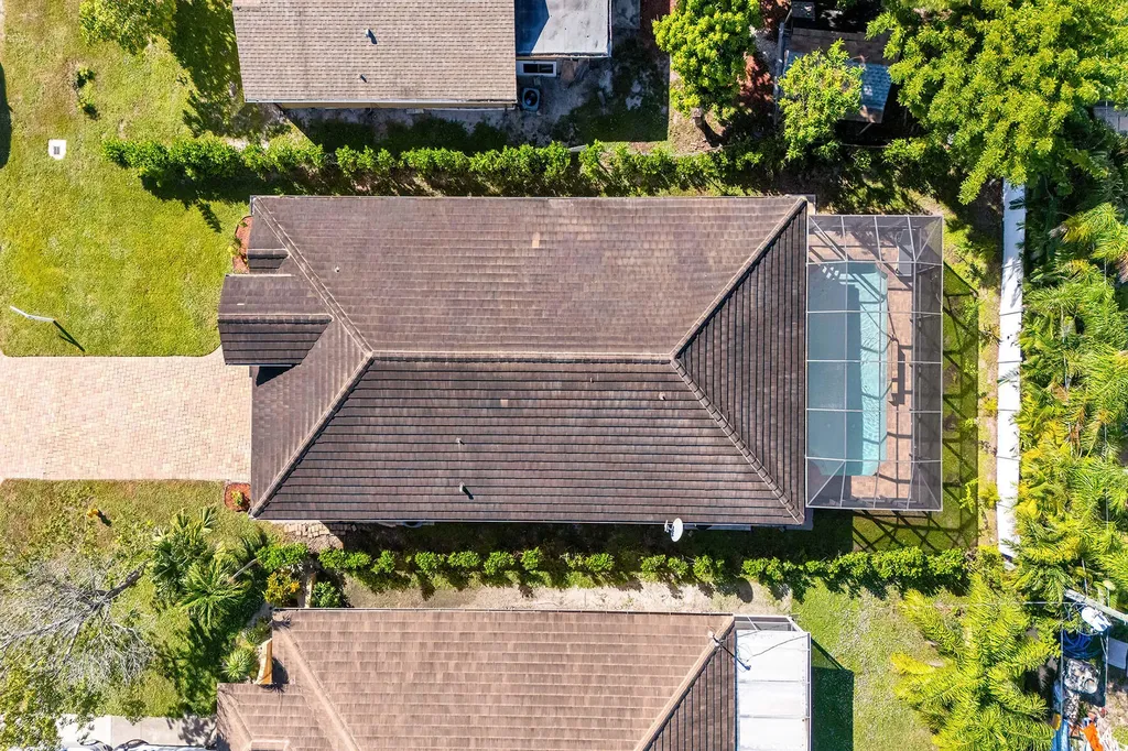 833 109th Avenue N Naples FL 34108