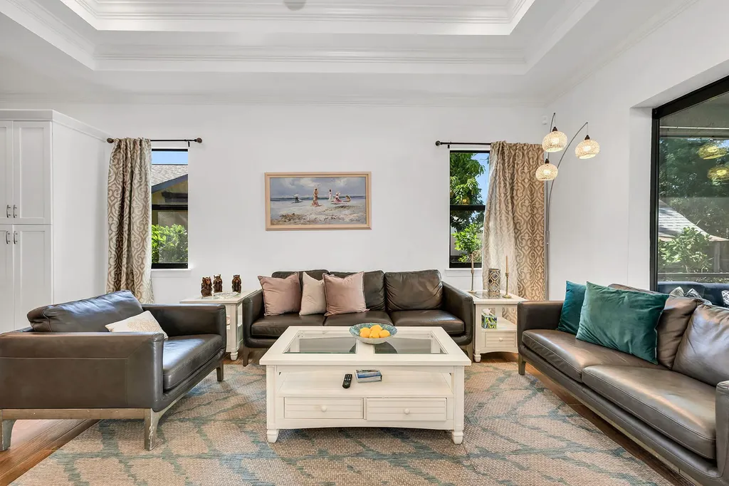 833 109th Avenue N Naples FL 34108