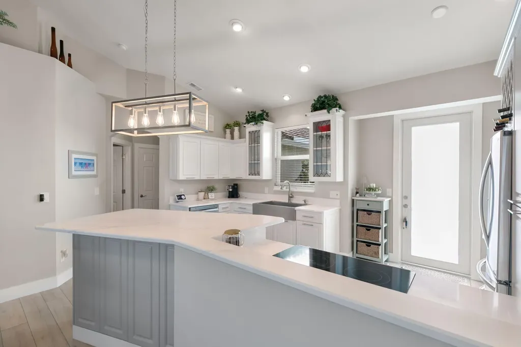 1058 Goldenrod Avenue Marco Island FL 34145