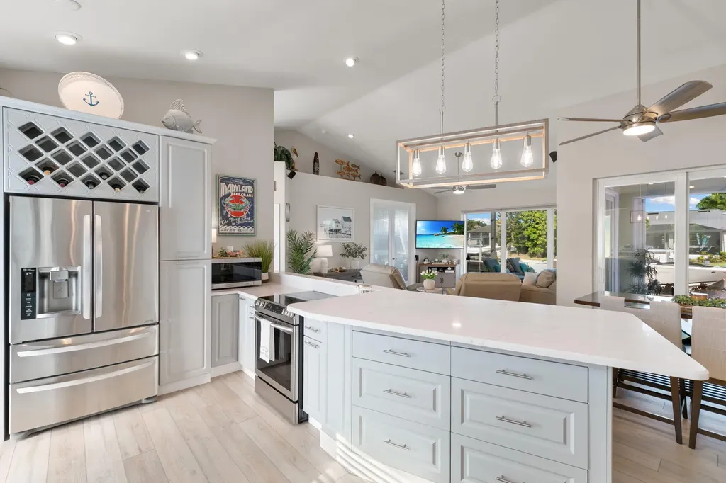 1058 Goldenrod Avenue Marco Island FL 34145