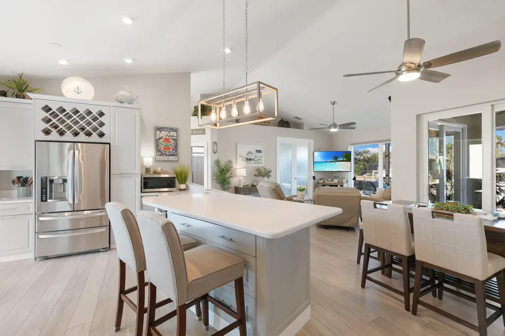 1058 Goldenrod Avenue Marco Island FL 34145