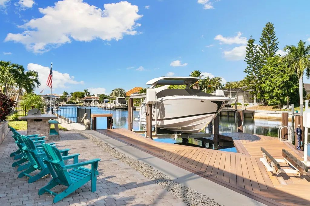 1058 Goldenrod Avenue Marco Island FL 34145