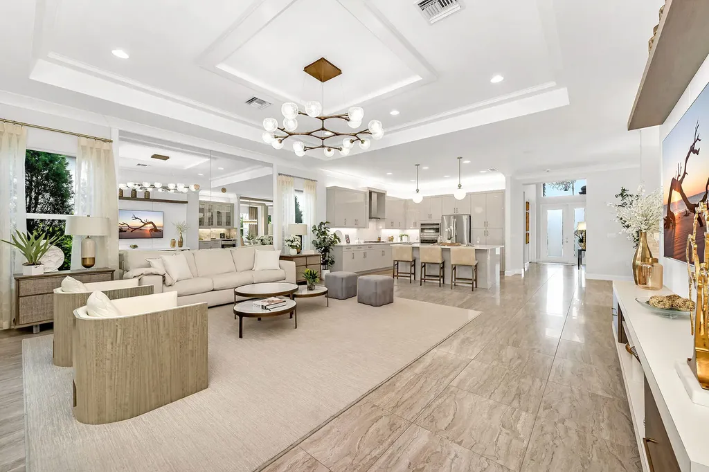 11241 Daphne Court Naples FL 34120