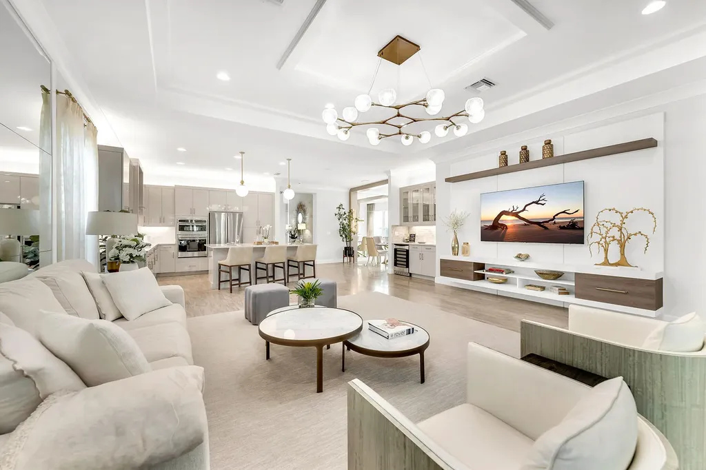 11241 Daphne Court Naples FL 34120