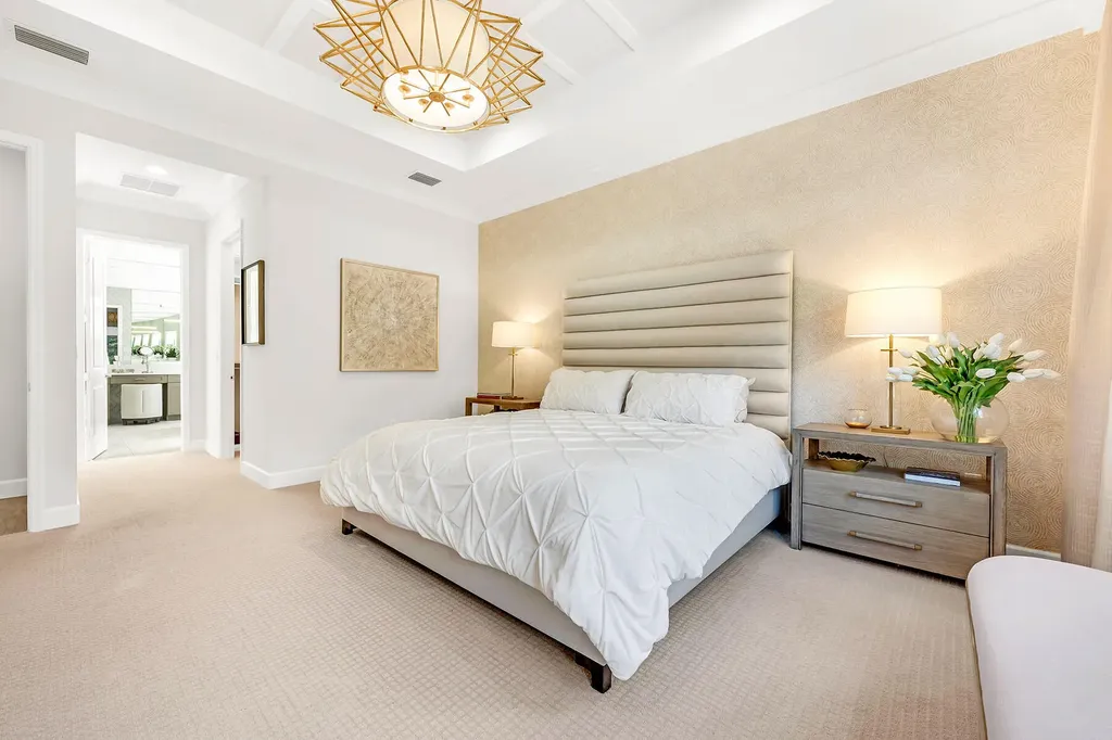 11241 Daphne Court Naples FL 34120