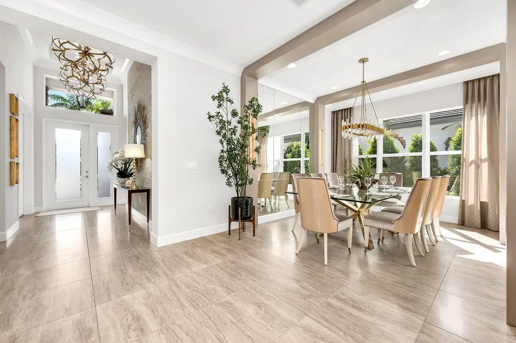 11241 Daphne Court Naples FL 34120