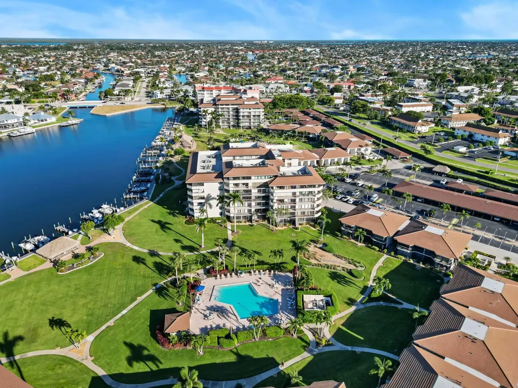 651 Seaview Court Marco Island FL 34145