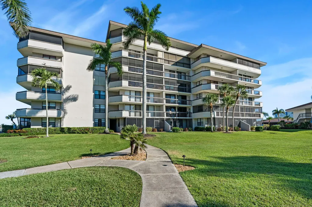 651 Seaview Court Marco Island FL 34145