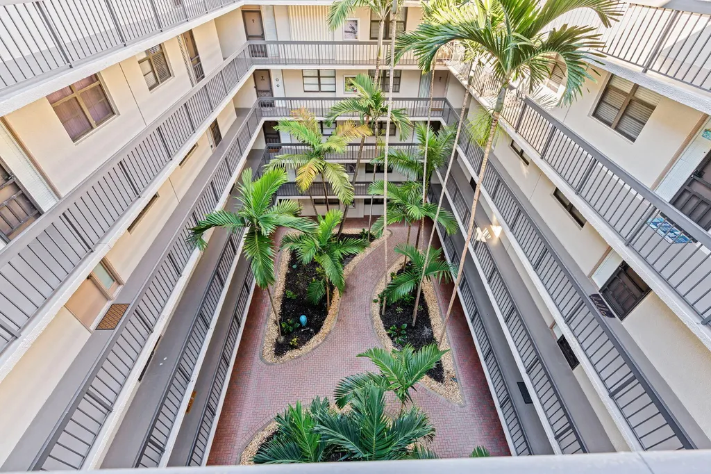 651 Seaview Court Marco Island FL 34145