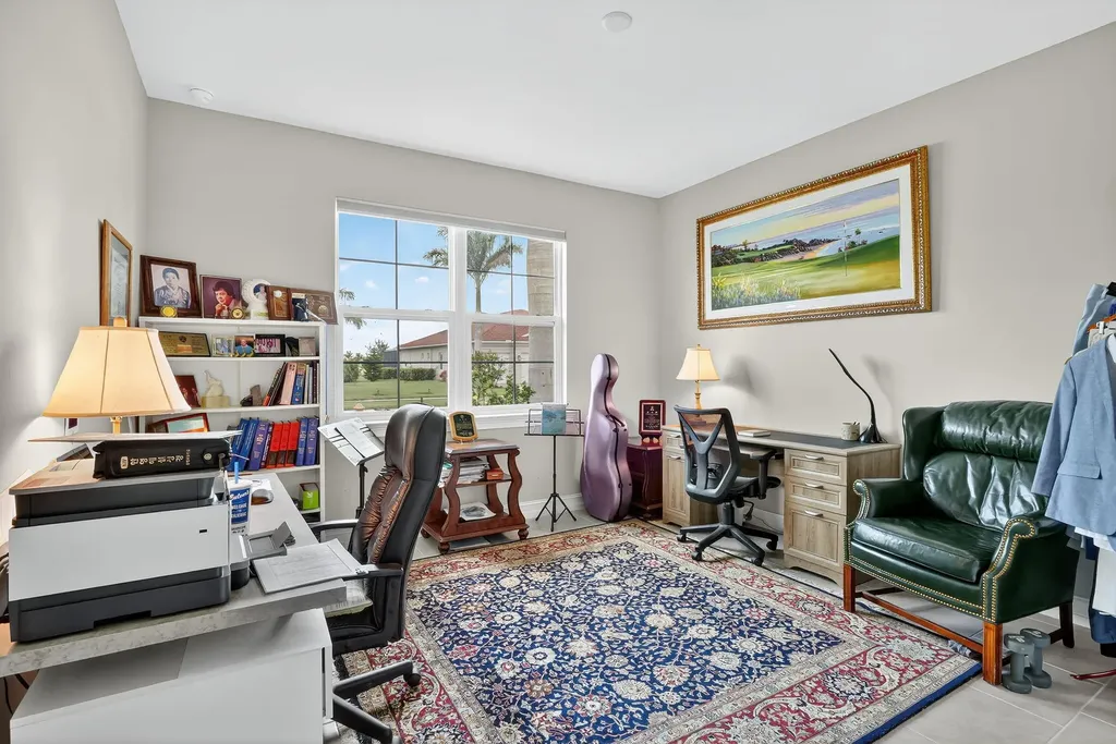 18725 Lake Hammock Drive Naples FL 34114