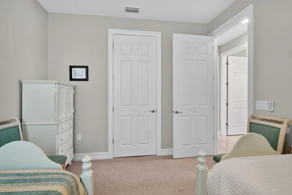 18725 Lake Hammock Drive Naples FL 34114