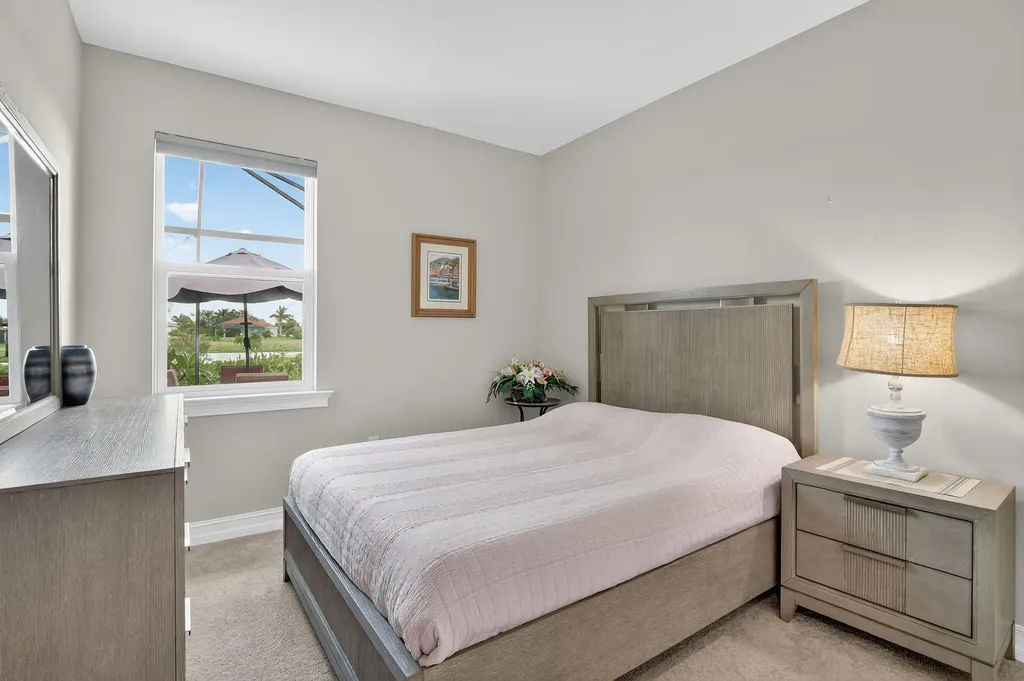 18725 Lake Hammock Drive Naples FL 34114