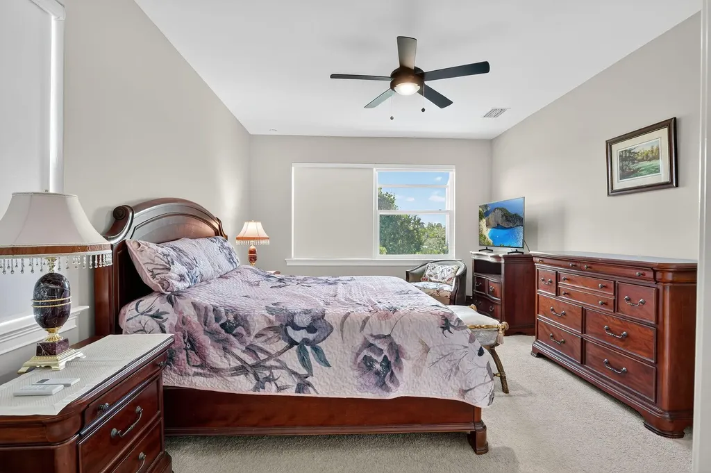 18725 Lake Hammock Drive Naples FL 34114