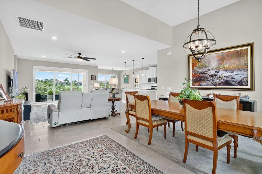 18725 Lake Hammock Drive Naples FL 34114