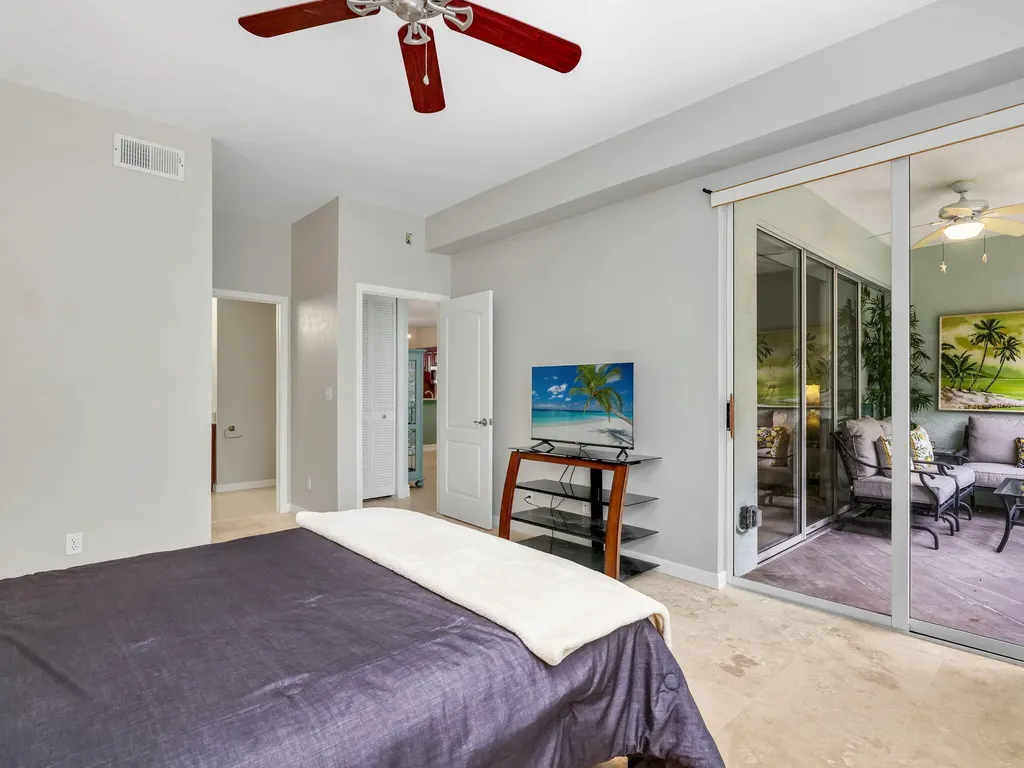 1042 Mainsail Drive Naples FL 34114