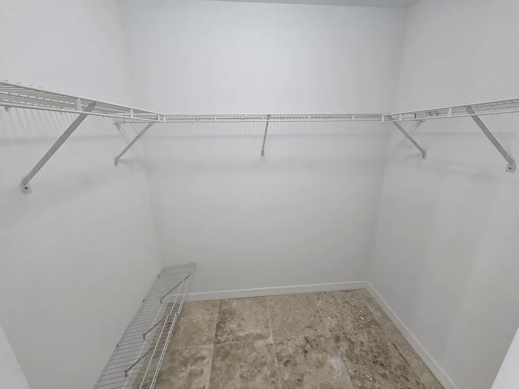 1042 Mainsail Drive Naples FL 34114