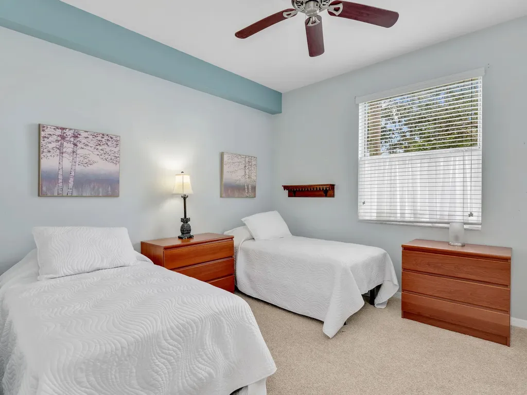 1042 Mainsail Drive Naples FL 34114