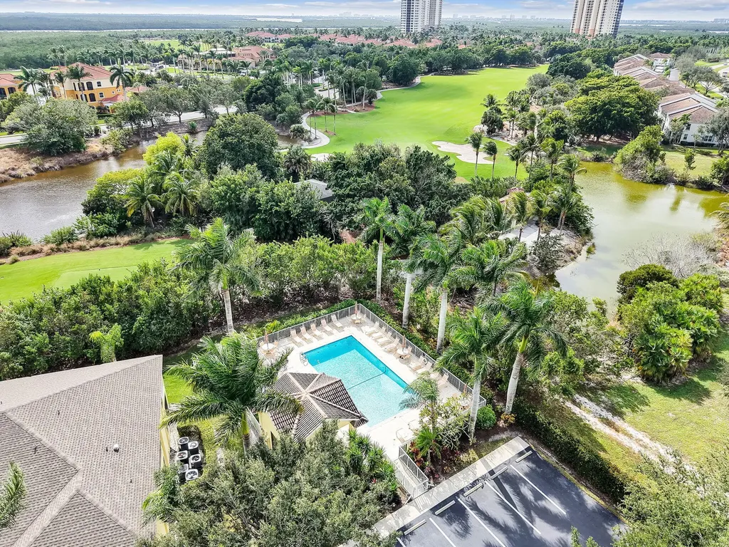 1042 Mainsail Drive Naples FL 34114