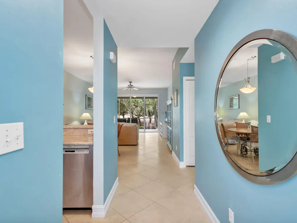 1042 Mainsail Drive Naples FL 34114