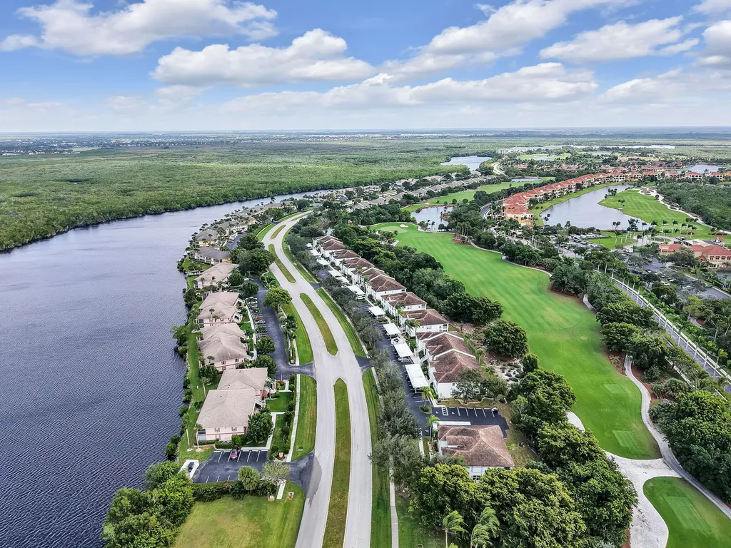 1042 Mainsail Drive Naples FL 34114