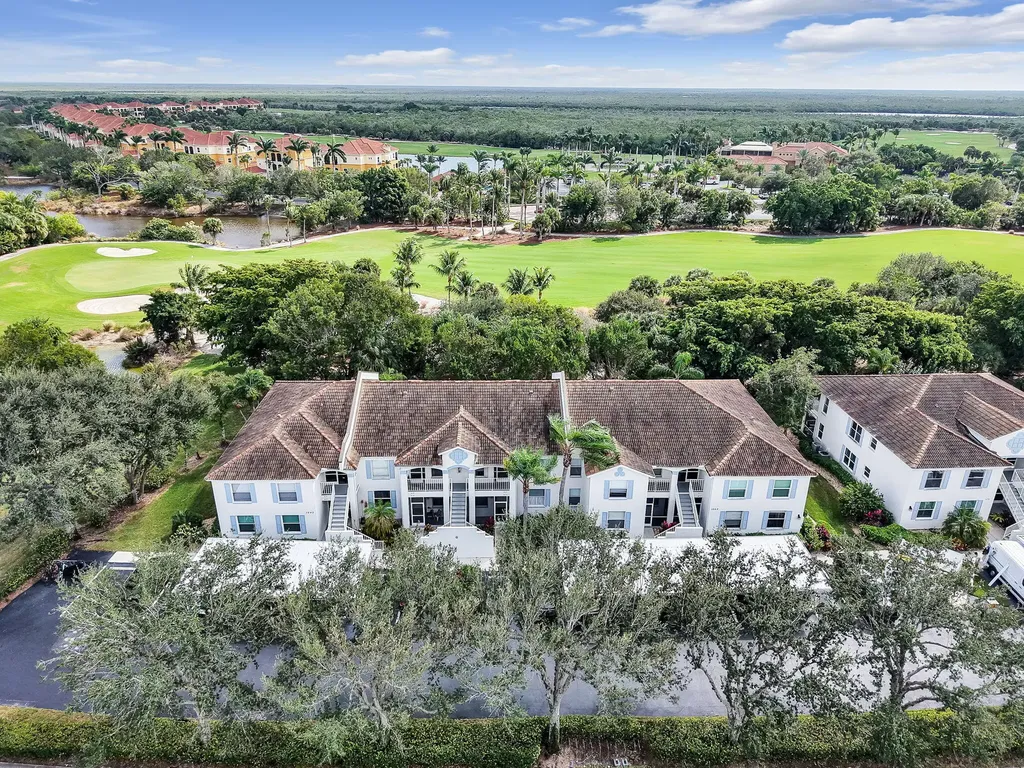 1042 Mainsail Drive Naples FL 34114