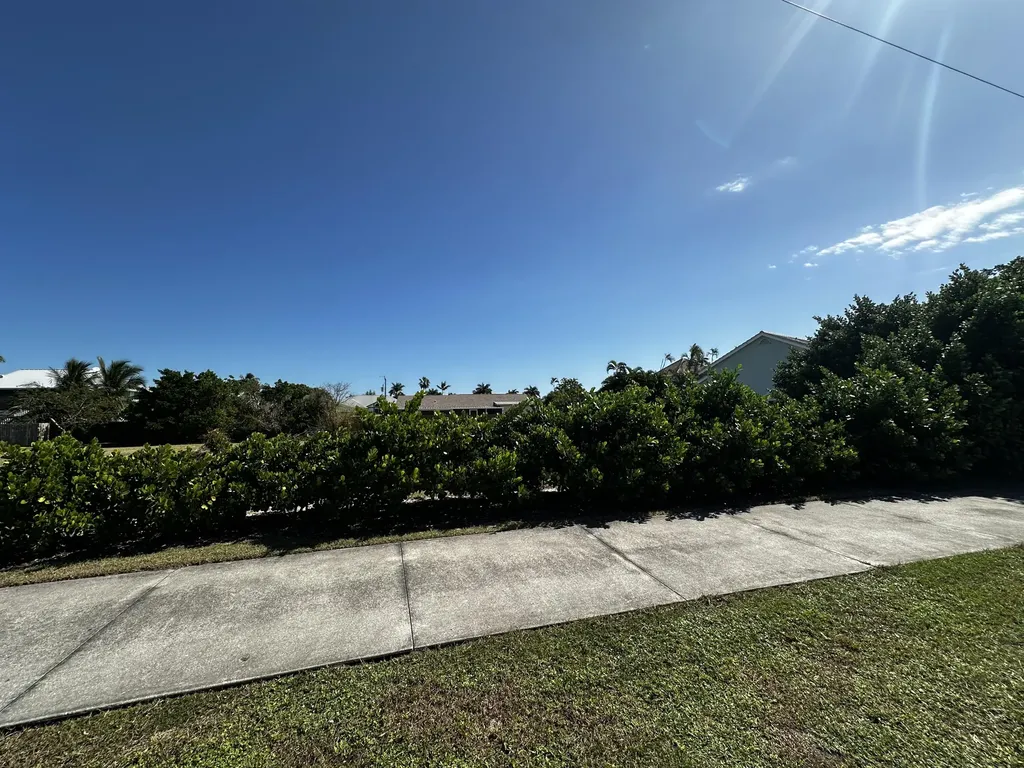 189 Sand Hill Street Marco Island FL 34145