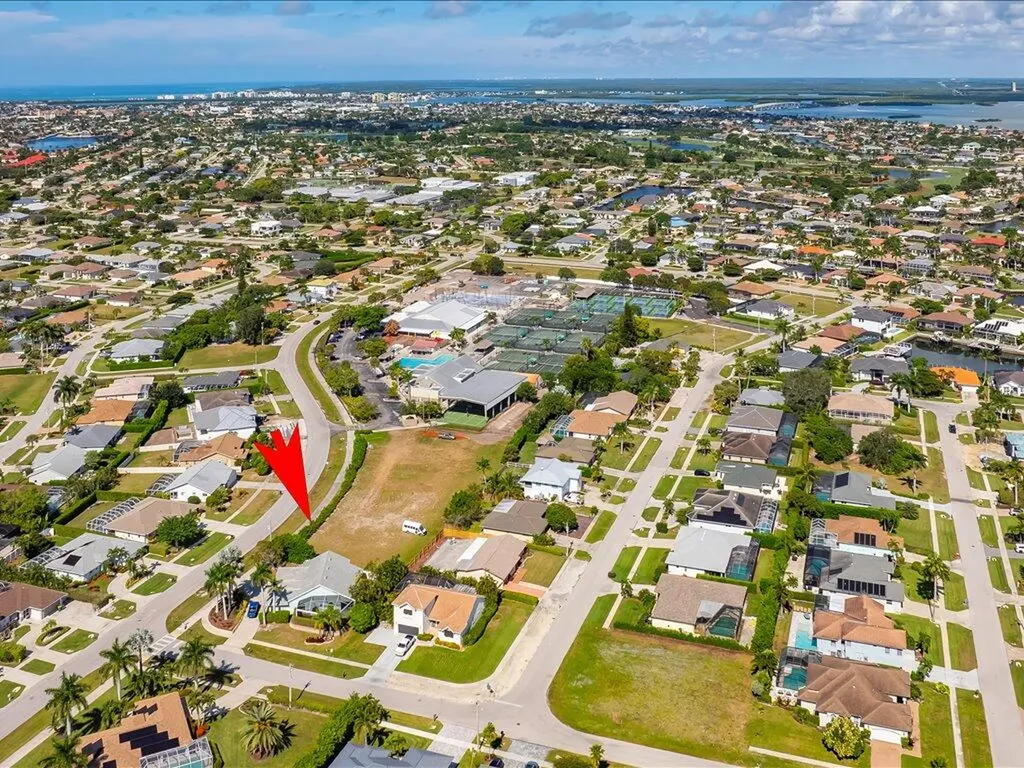 189 Sand Hill Street Marco Island FL 34145