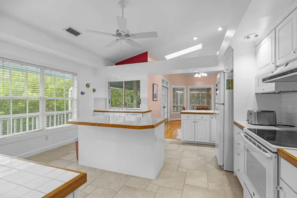 380 Periwinkle Court Marco Island FL 34145