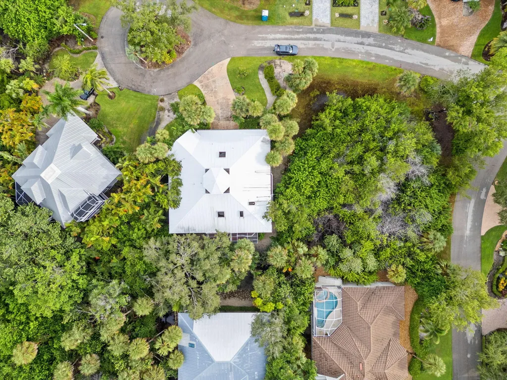 380 Periwinkle Court Marco Island FL 34145