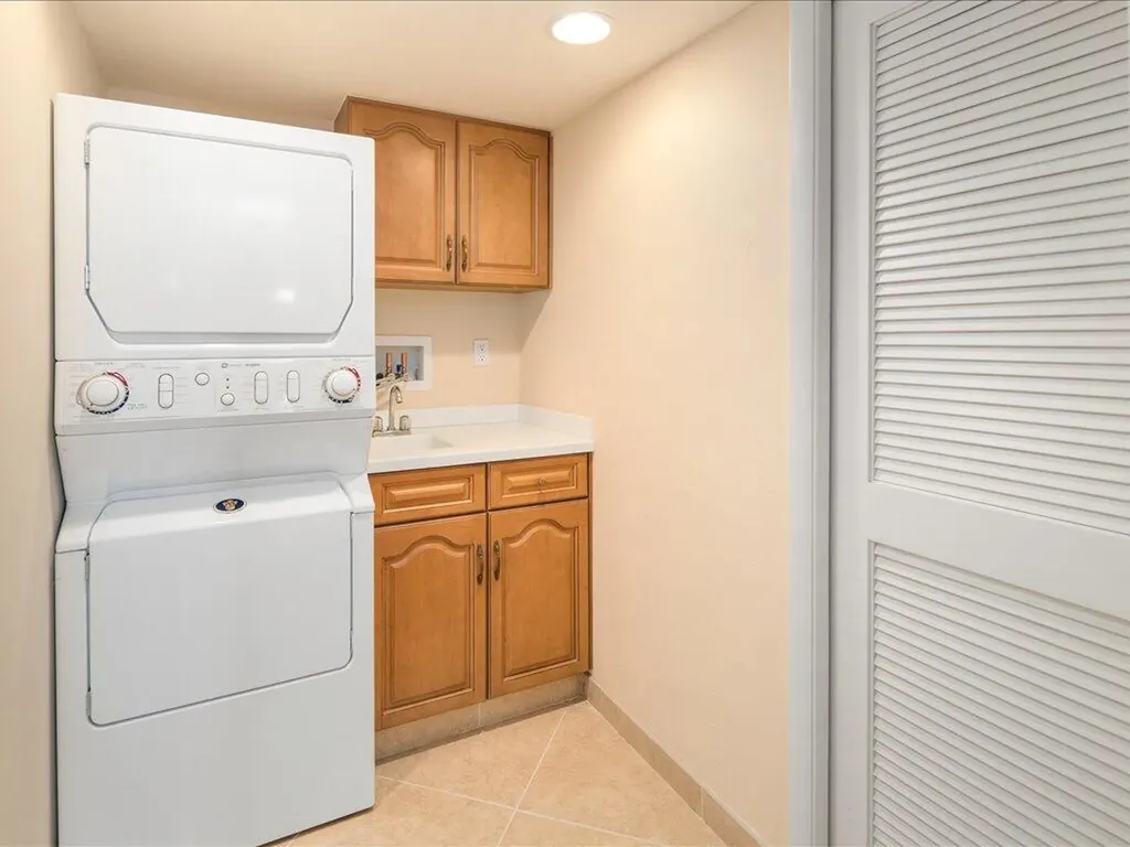 840 S Collier Marco Island FL 34145