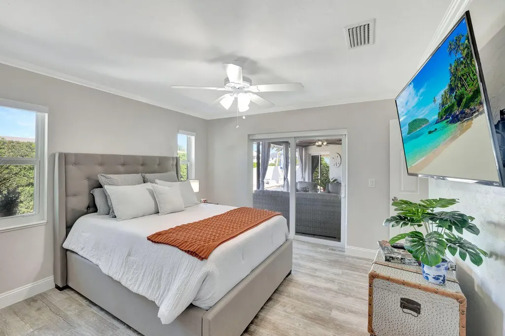 1350 Waikiki Court Marco Island FL 34145