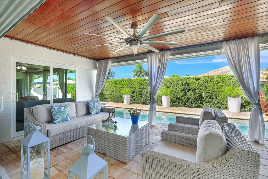 1350 Waikiki Court Marco Island FL 34145