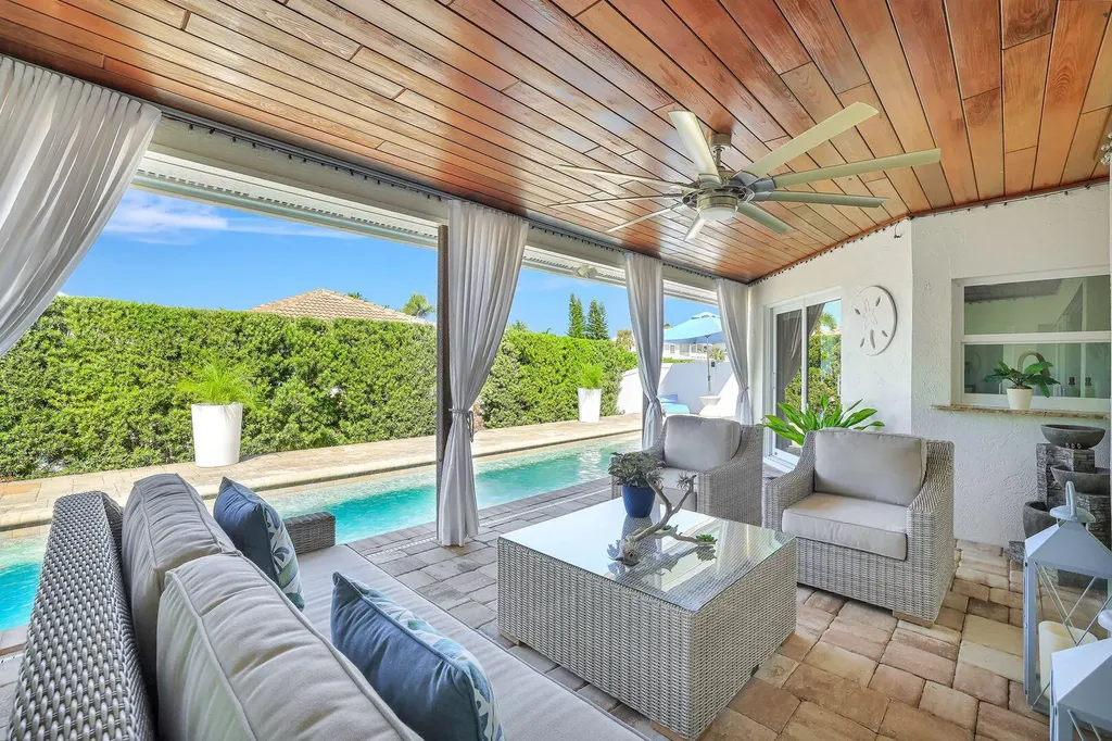 1350 Waikiki Court Marco Island FL 34145