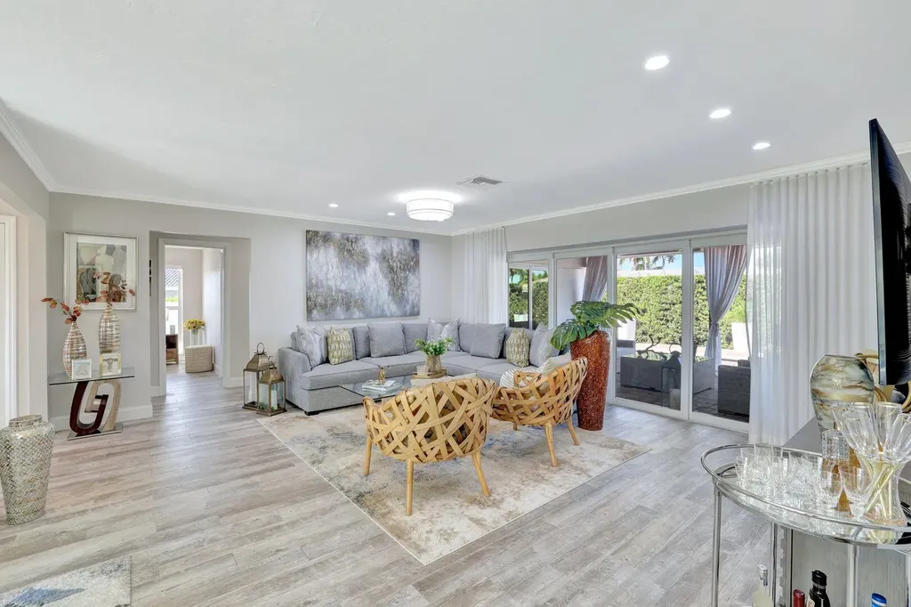 1350 Waikiki Court Marco Island FL 34145