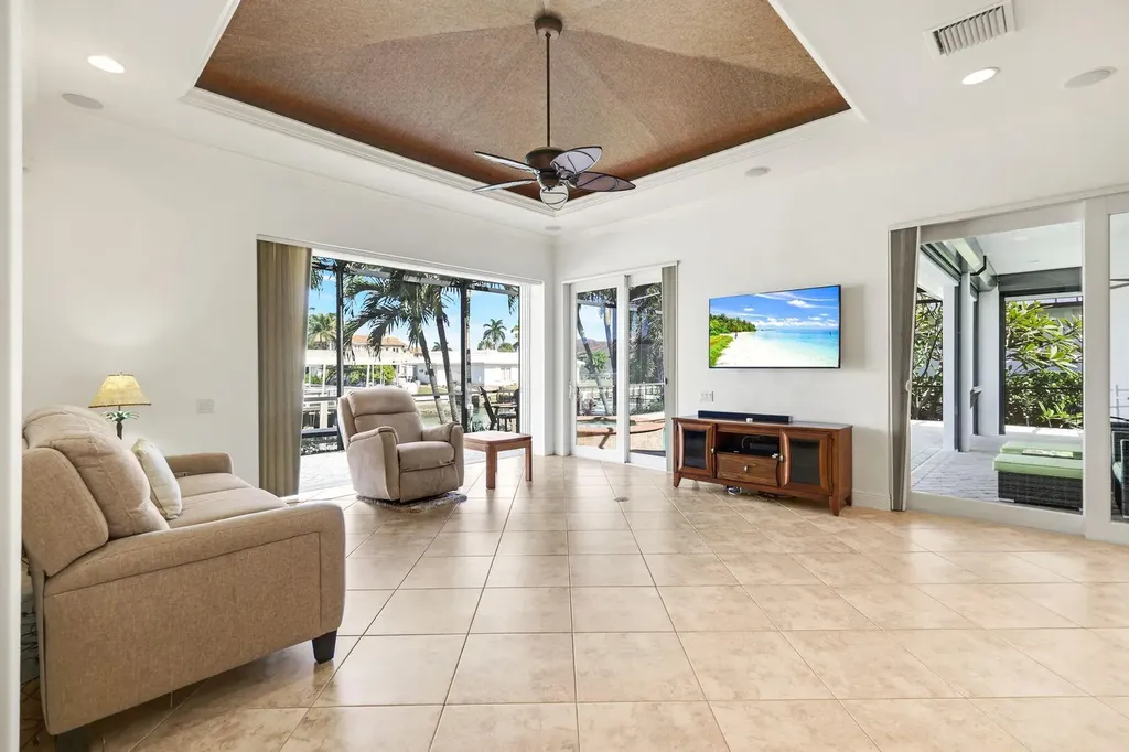 864 Magnolia Court Marco Island FL 34145