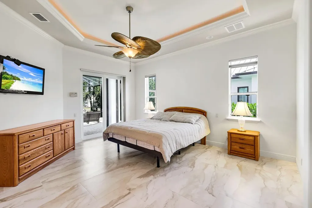 864 Magnolia Court Marco Island FL 34145