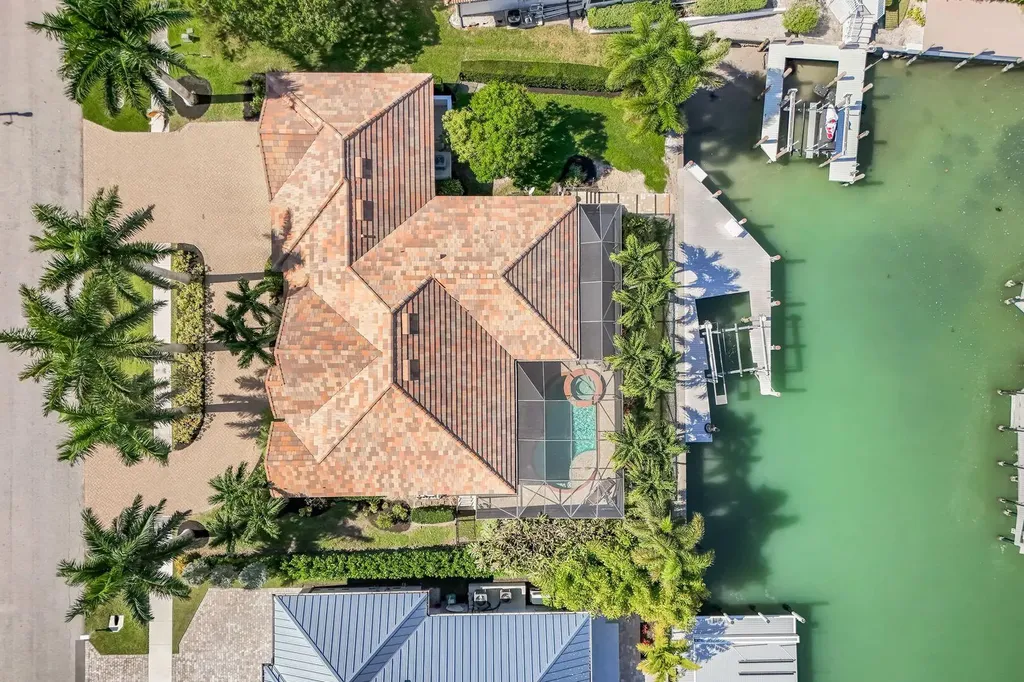 864 Magnolia Court Marco Island FL 34145