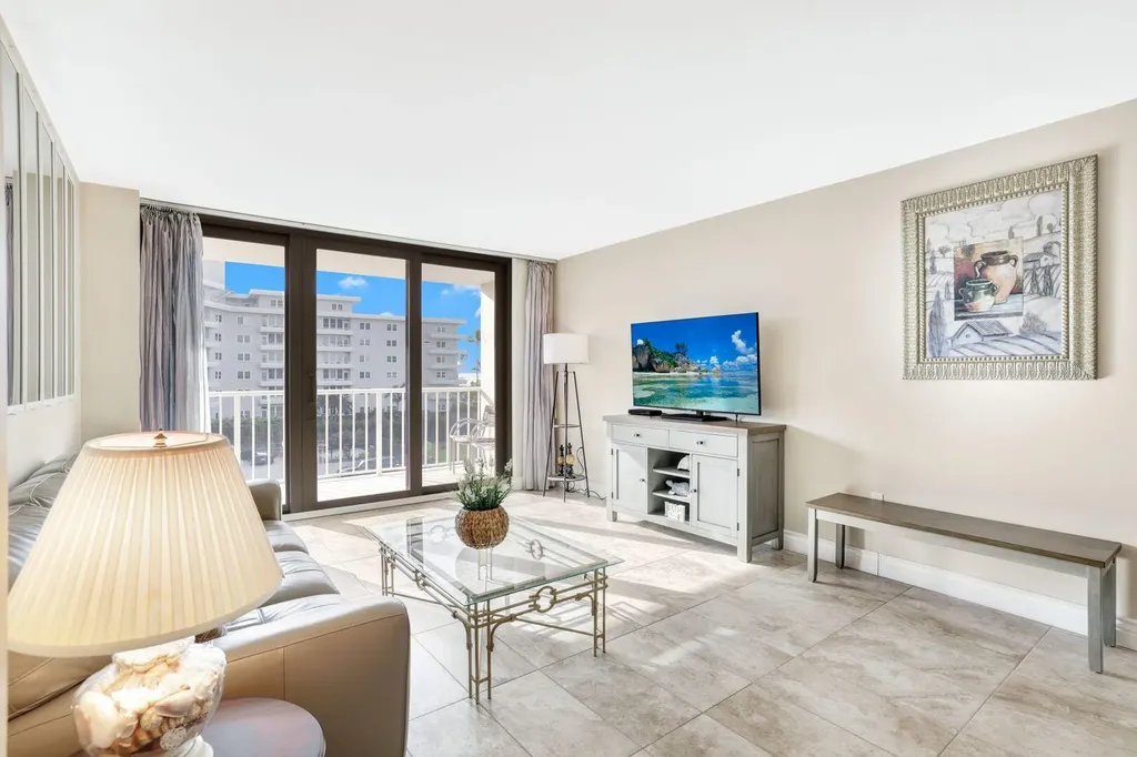 260 Seaview Court Marco Island FL 34145