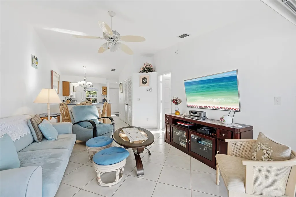 1165 Mainsail Drive Naples FL 34114