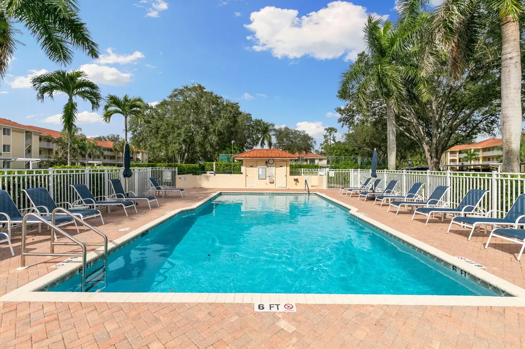 3685 Amberly Circle Naples FL 34112